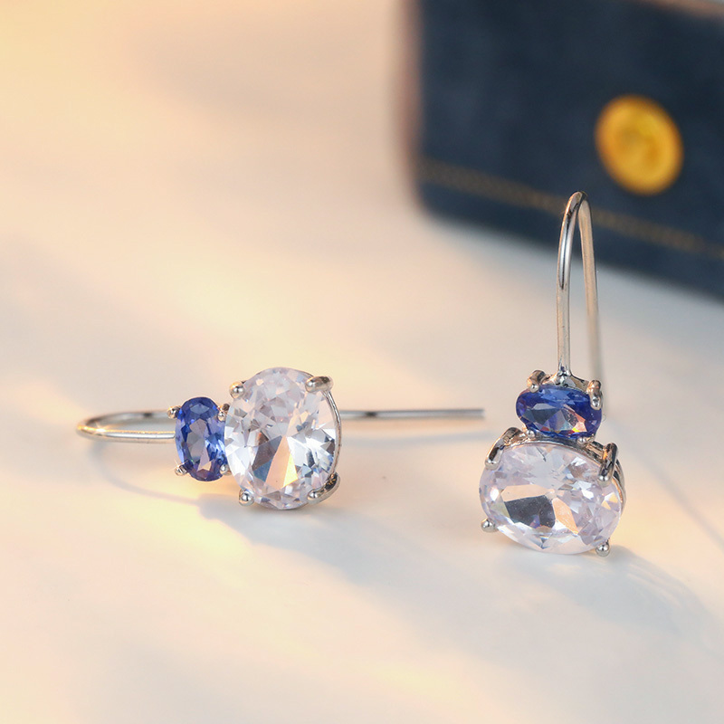 Women's Elegant Two-Color Oval Drop Earrings for Parties